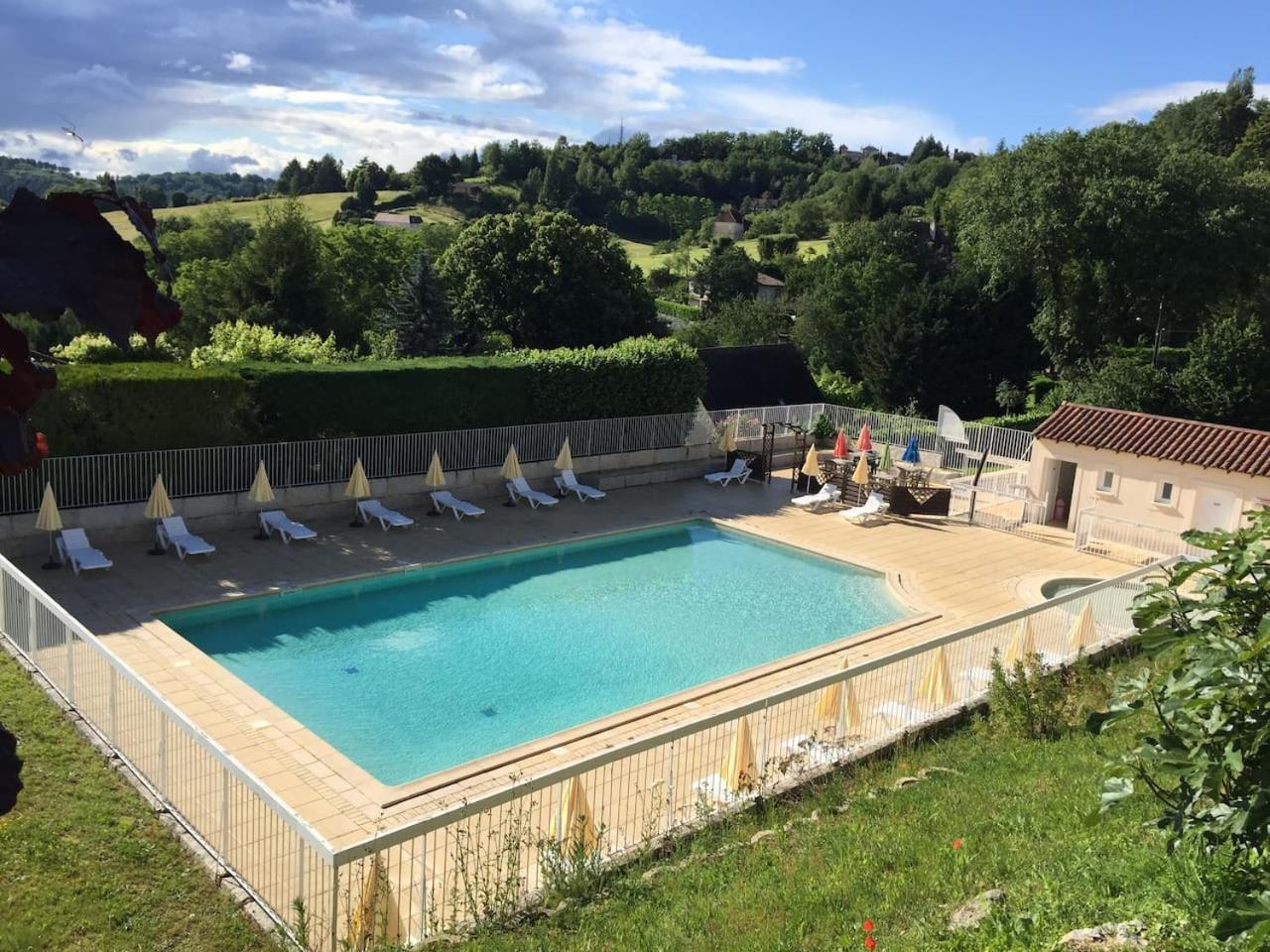 Le N5 Des Hauts De Sarlat Apt Duplex Clim, Piscine, Parking Ngoại thất bức ảnh